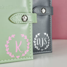Load image into Gallery viewer, Personalised Monogram Wreah Earring Storage Book