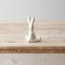 Load image into Gallery viewer, Bunny Rabbit Heart Ring Stand
